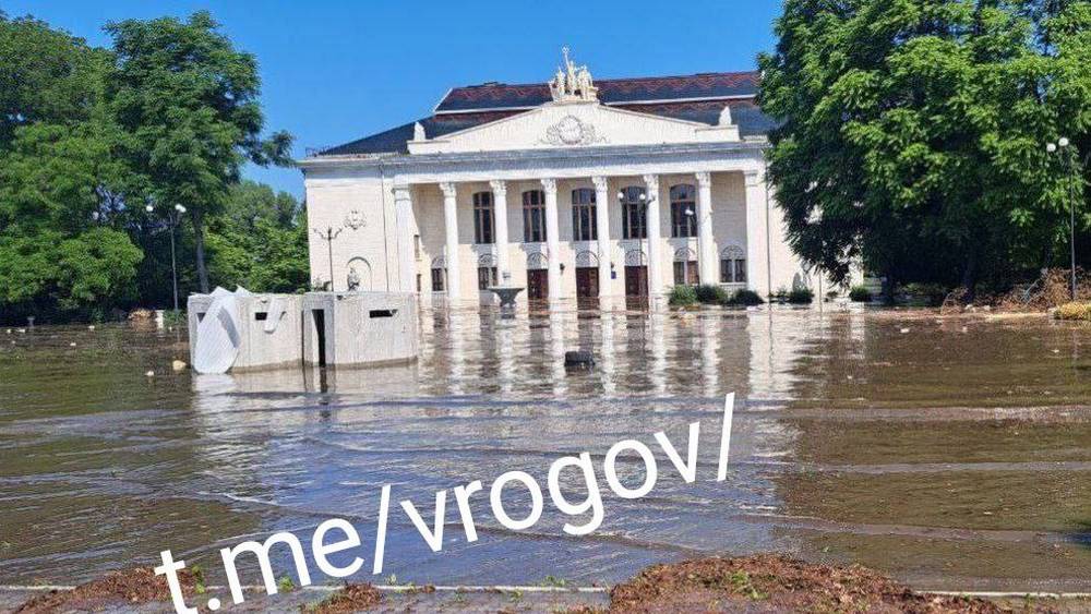 После разрушения Каховской ГЭС под воду ушла гигантская территория