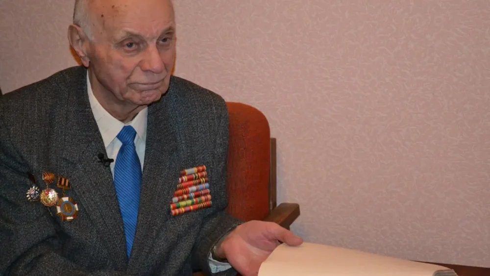В Брянском облсуде напомнили о 100-летии со дня рождения ветерана ВОВ Ивана Бобракова
