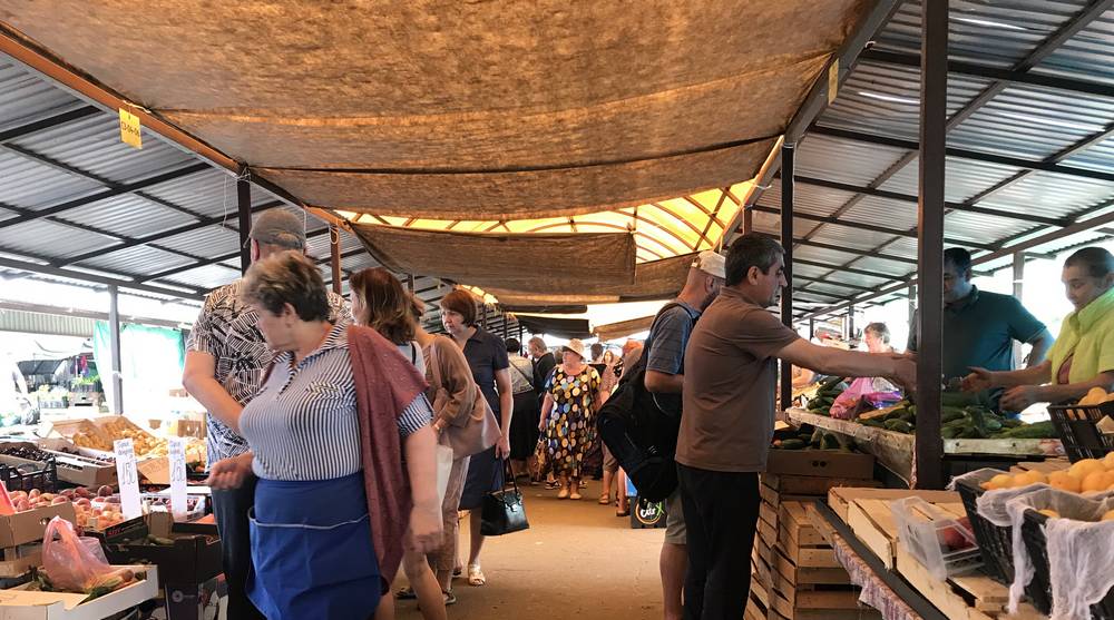 Центральный рынок Брянска превратился в восточный базар