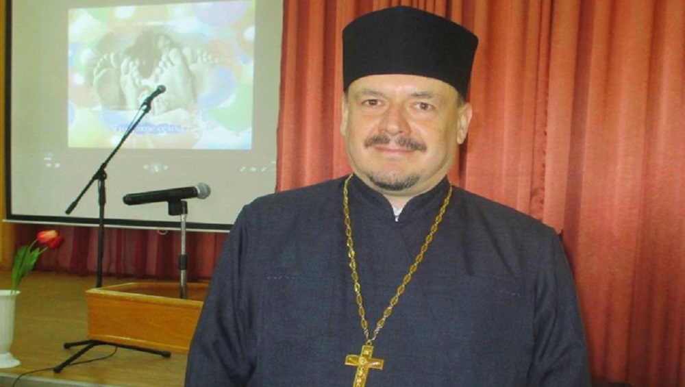 Священника Клинцовской епархии лишили сана за переход в раскольническую церковь Украины