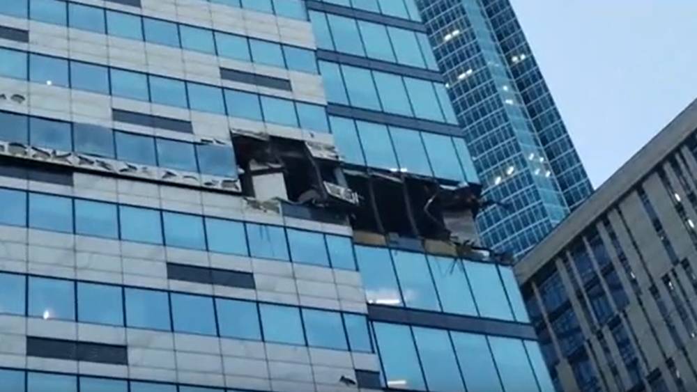 Опубликовано видео последствий атаки беспилотника на небоскребы в Москве