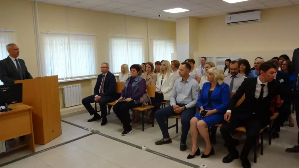 Мировые судьи Бежицкого района Брянска перешли в отремонтированное здание суда