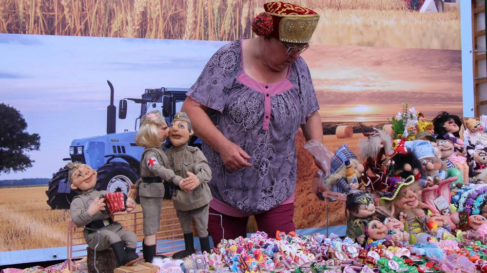 «День Брянского поля – 2023»: порядок начался с указателей, стоянок и металлоискателей