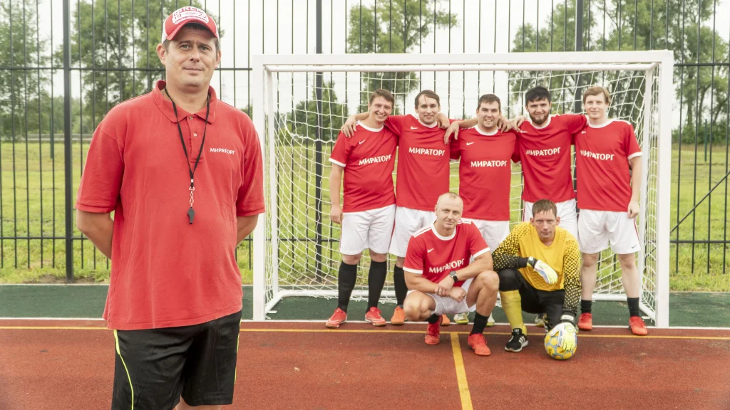 Команда «Мираторга» выиграла первый футбольный турнир в сезоне