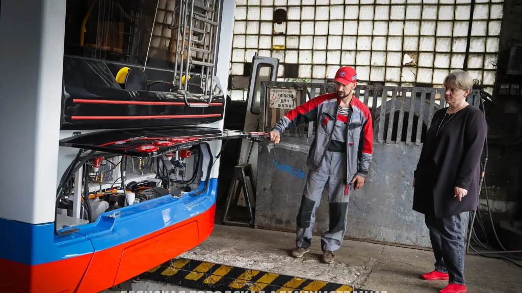 В Брянск прибыли три новых «Адмирала»