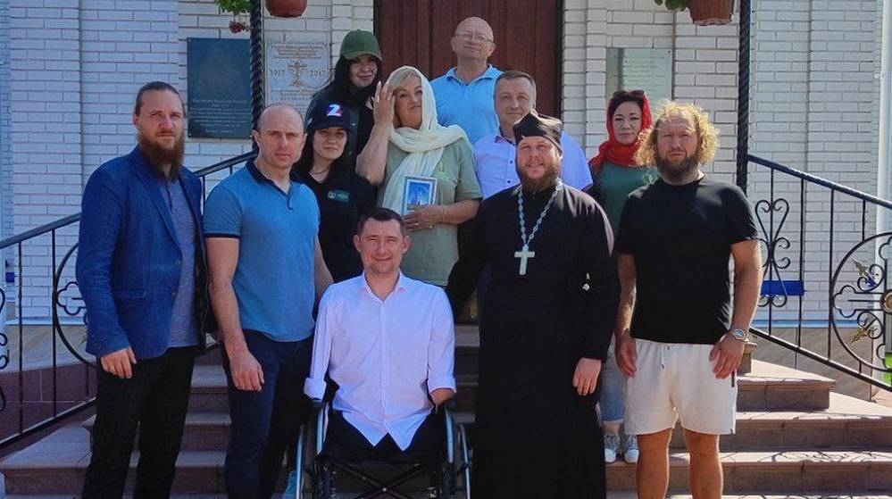 «Бабкины внуки» и гости из Белоруссии встретились с семьями брянских воинов