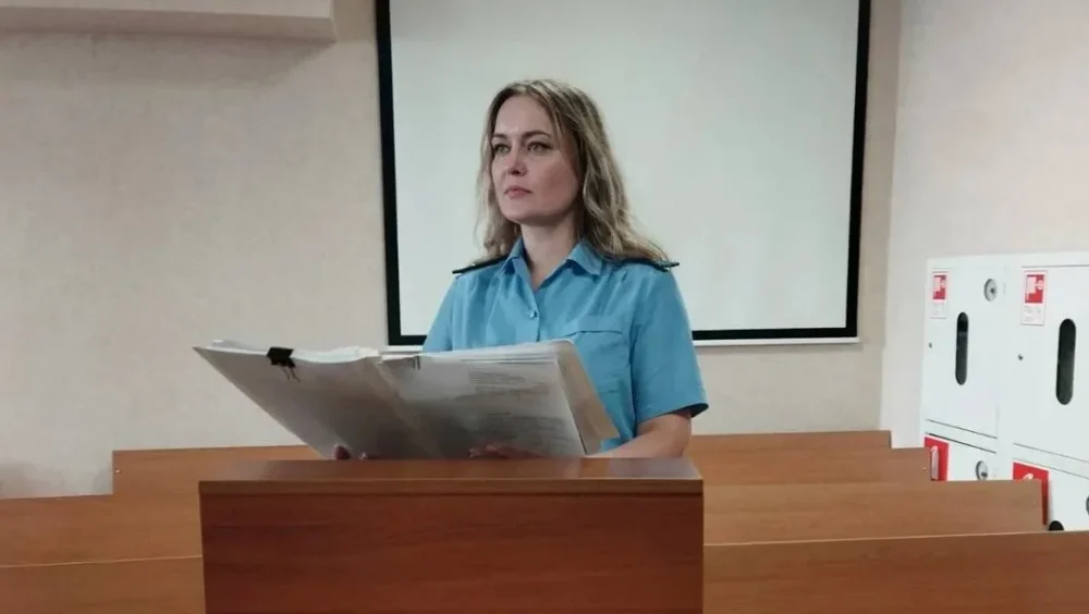 Изнасиловавший 16-летнюю девушку 19-летний брянец приговорен к 14 годам колонии