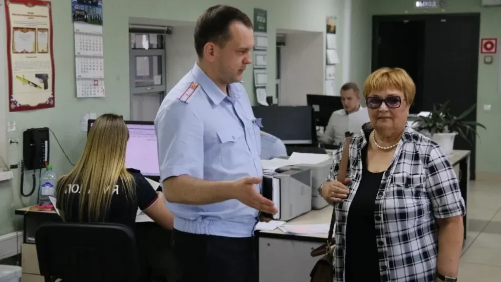 Людмила Комогорцева оценила качество оказания госуслуг в отделах брянской полиции
