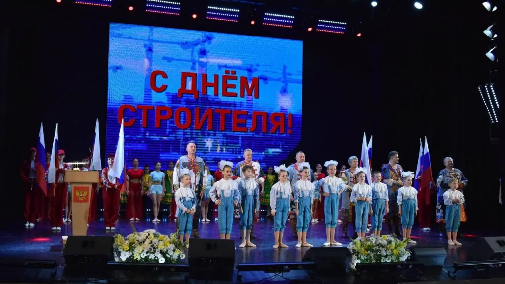 Брянский губернатор: В строительной отрасли заняты миллионы настоящих мастеров