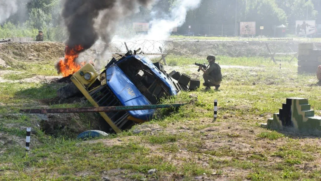 Брянские чиновники вместе с военными организовали учения по защите области