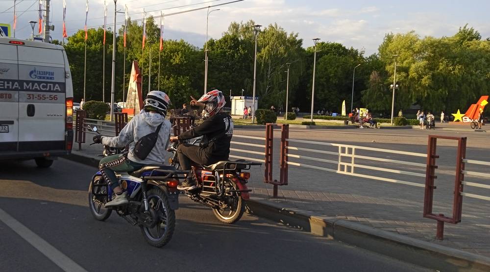 ГАИ Брянской области призвали родителей мопедистов и скутеристов к благоразумию