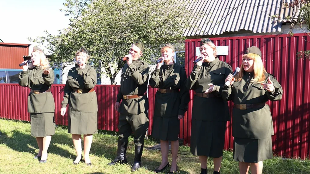 В мэрии Брянска накануне Дня города поздравили ветеранов