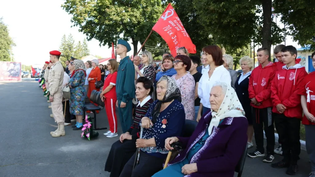 В Брянской области эстафету «Вечного огня» принял Комаричский район