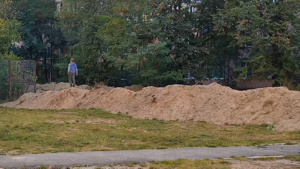 История с окопами в Брянске продолжилась наступлением бульдозера