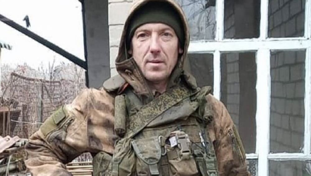 В Брянской области простились с погибшим в зоне СВО на Украине Максимом Зубковым