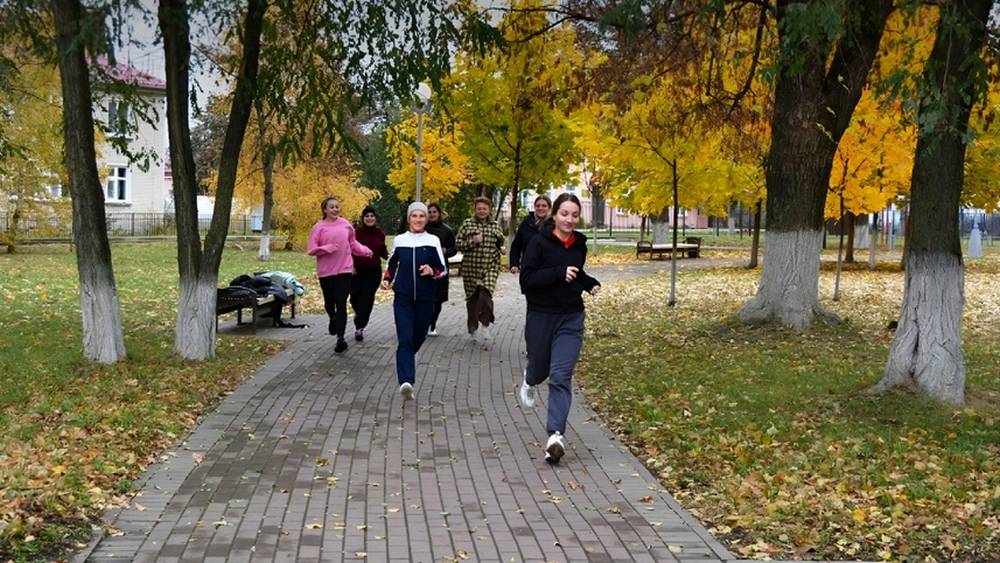 Стройные чиновники Брянского района сдали нормы ГТО