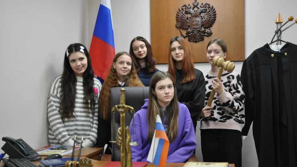 Несколько эпох за один день: экскурсия в музей Арбитражного суда Брянской области