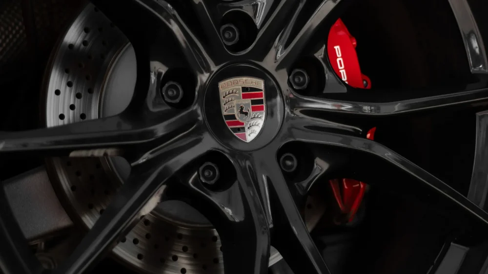 В Брянской области осудили жителя Монако за уклонение от уплаты таможенных платежей