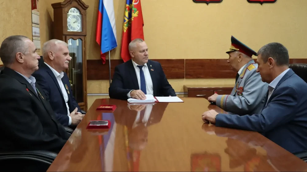 Валентин Суббот обсудил с ветеранами боевых действий поддержку участников СВО