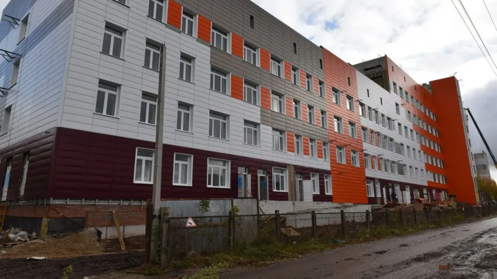 Хирургический корпус Брянской детской областной больницы сдадут до конца 2023 года