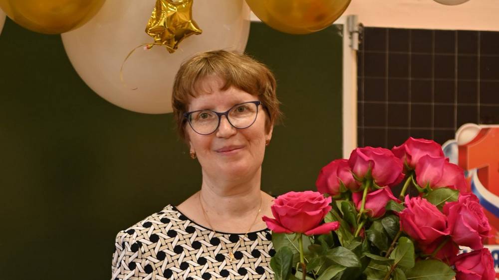 Лиса с лукавинкой и черевички: у брянской учительницы ожили даже домашние тапочки