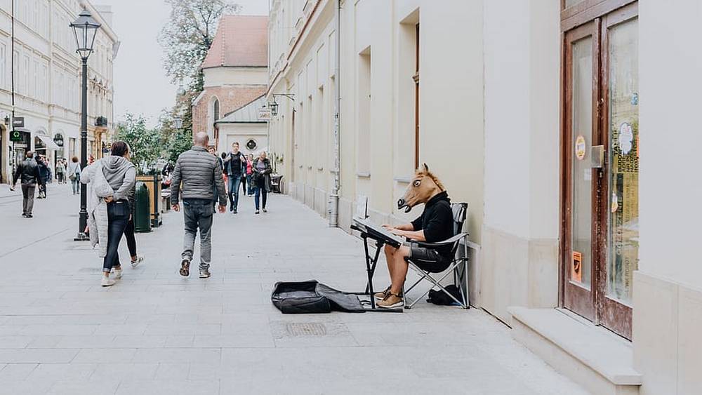 Жители Брянска засомневались, что их защитят от колдунов, экстрасенсов и магов