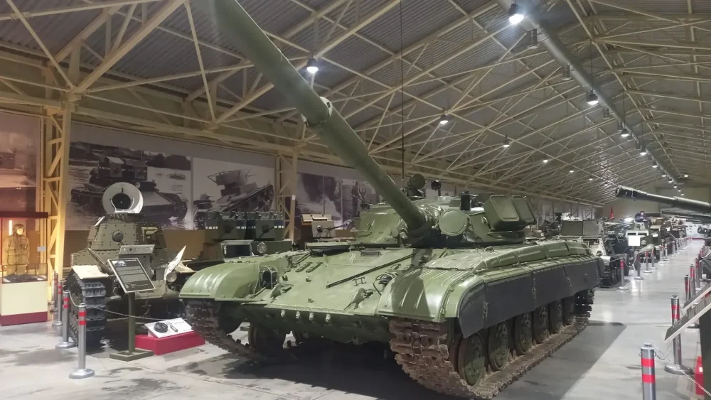 Брянскую область атаковал украинский танк Т-64
