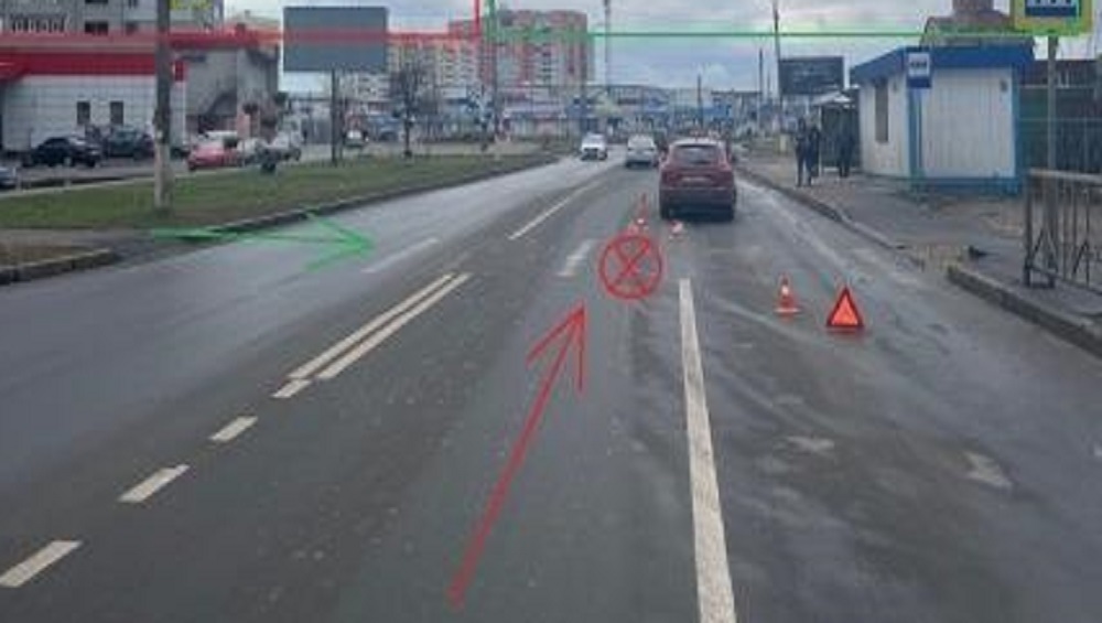 В Брянске на Новостройке водитель автомобиля Lada на «зебре» покалечил 63-летнюю женщину