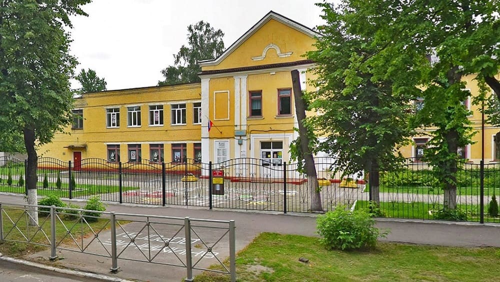 Власти Брянска назвали причину ликвидации вечерней школы № 5