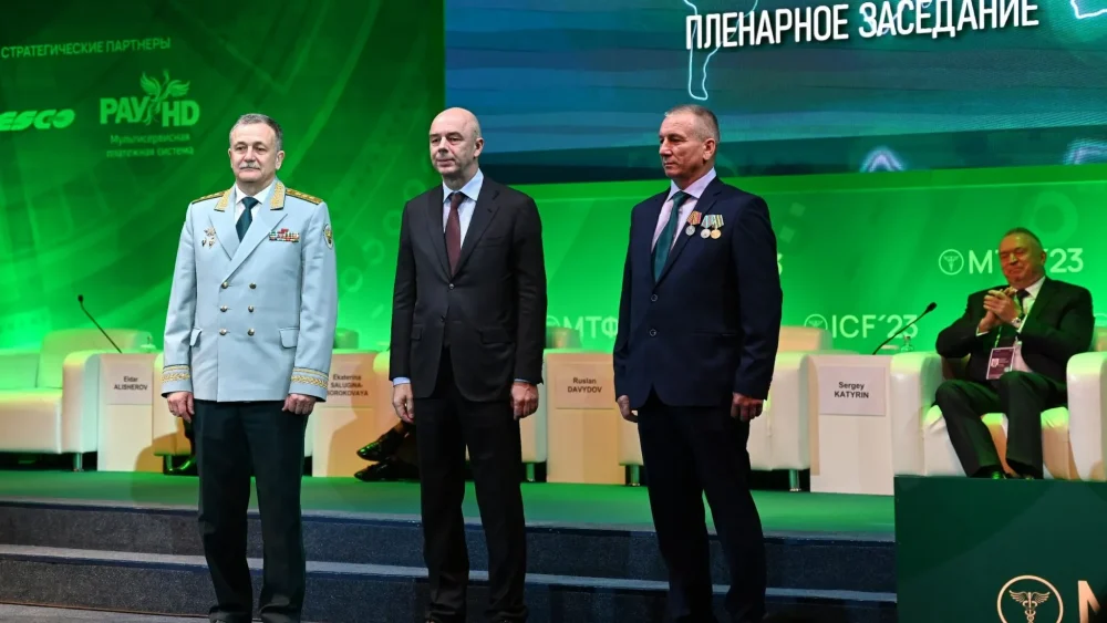 Раненные украинскими террористами брянские таможенники получили медали «За храбрость»