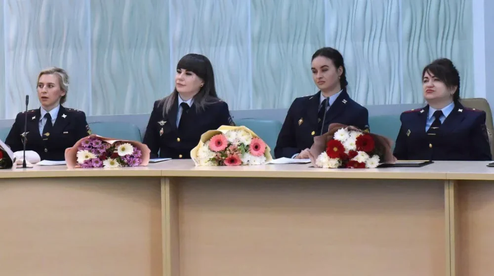 Брянский губернатор поблагодарил полицейских за нелегкую службу на благо страны