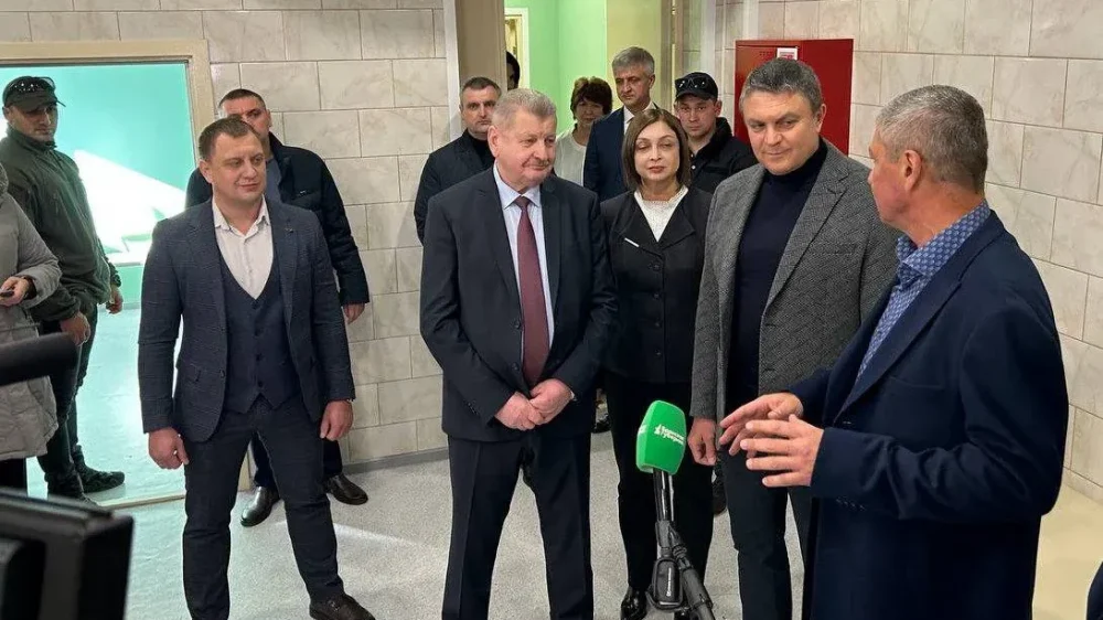 Брянский губернатор сообщил об открытии после ремонта больницы в луганской Брянке