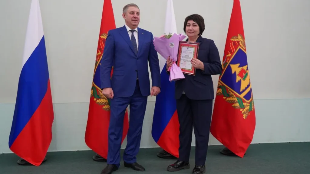 Брянский губернатор поздравил работников транспортной отрасли с праздником