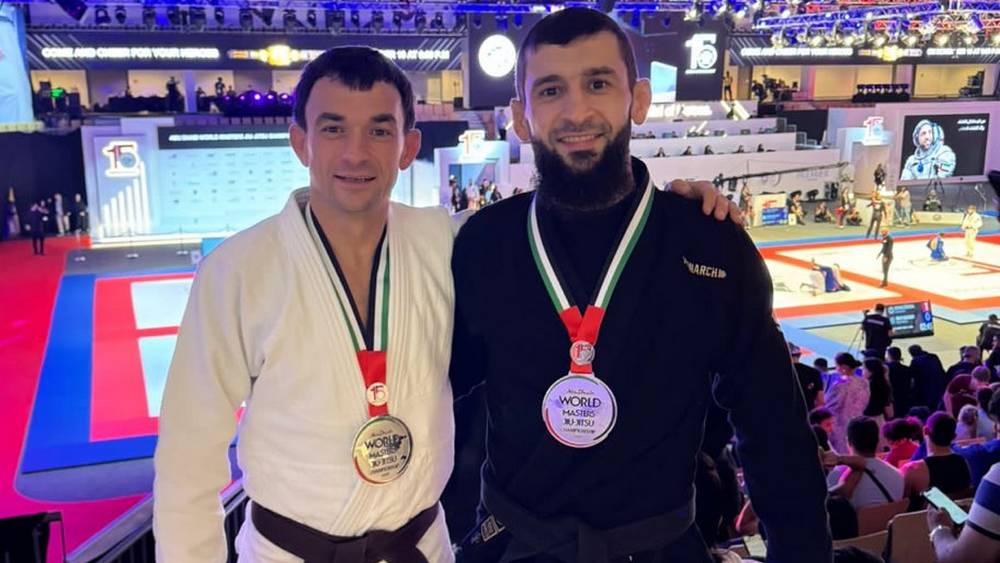 Брянские спортсмены завоевали медали на турнире по джиу-джитсу в Абу-Даби