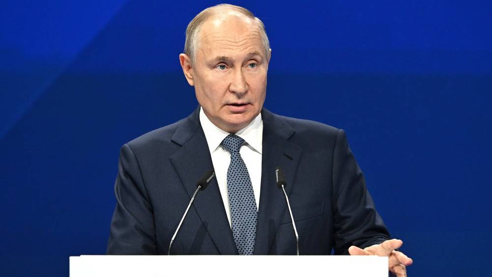 Владимир Путин решил выдвинуть свою кандидатуру на пост президента России