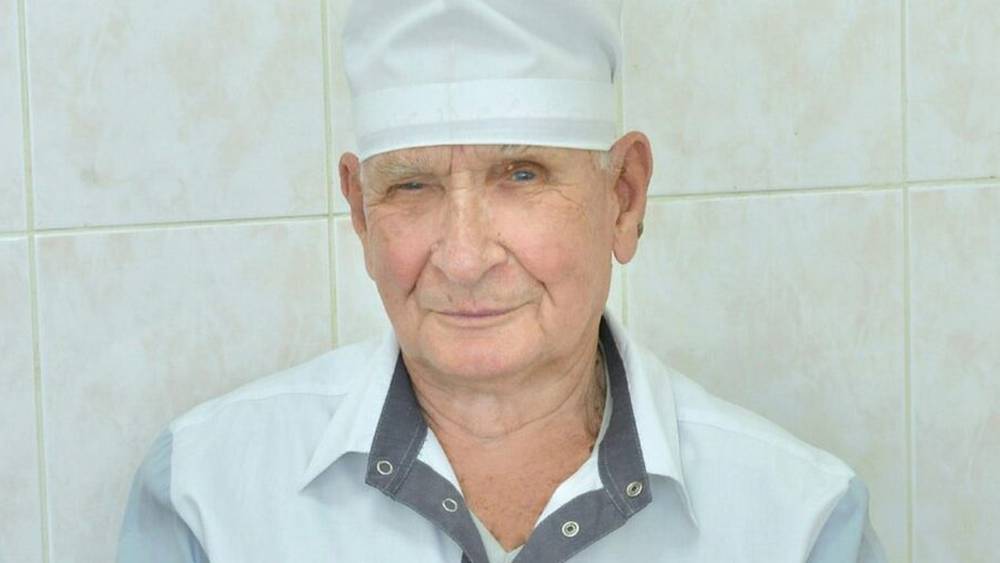 Двоим хирургам и онкологу присвоено звание «Заслуженный врач Брянской области»