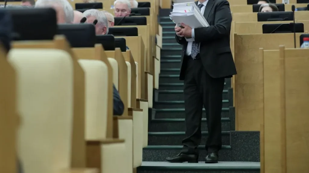 Жителям Брянской области рассказали о новых декабрьских законах