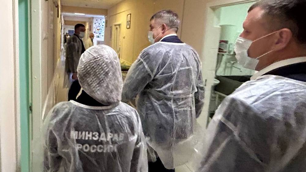 Отец раненного в гимназии №5 Брянска ученика рассказал, как спасали детей