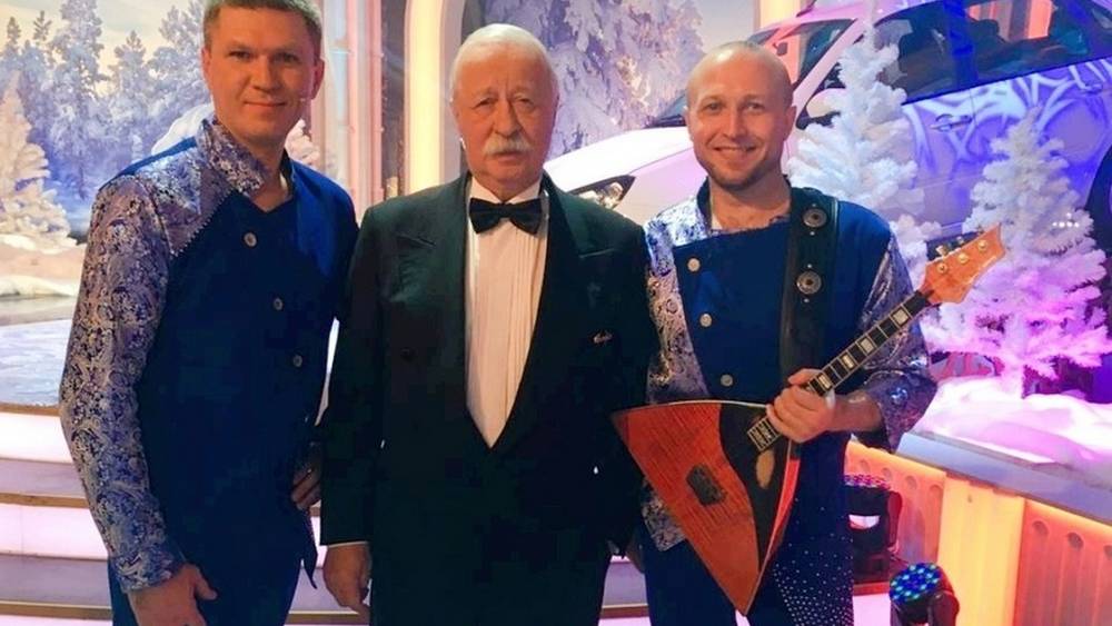 Брянская шоу-группа «Разгуляй» выступила в «Поле чудес» у Якубовича