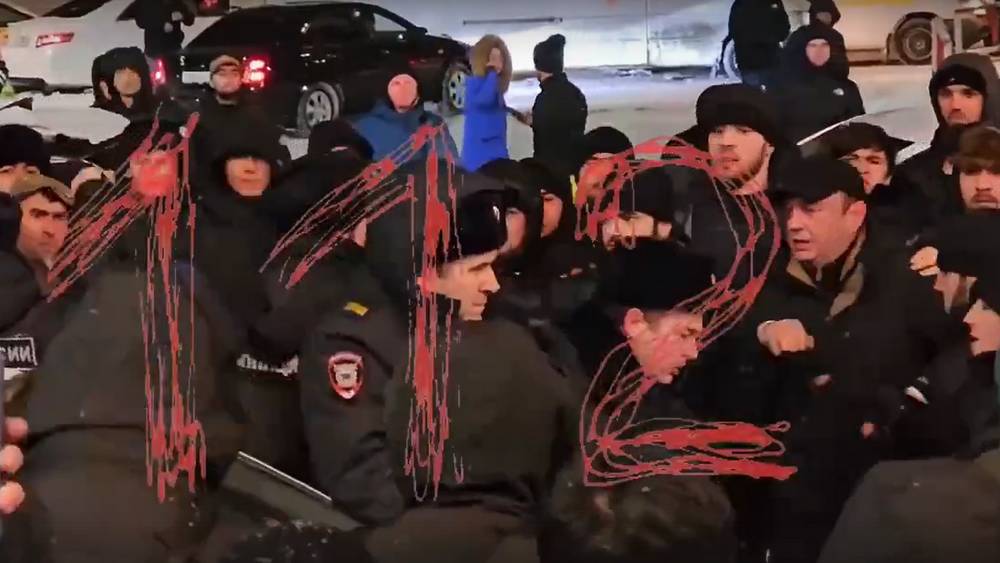 Более 80 мигрантов задержаны в Москве после стычки с полицией
