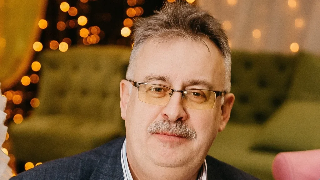 В Брянске на 62-м году жизни скончался адвокат Валерий Свительский