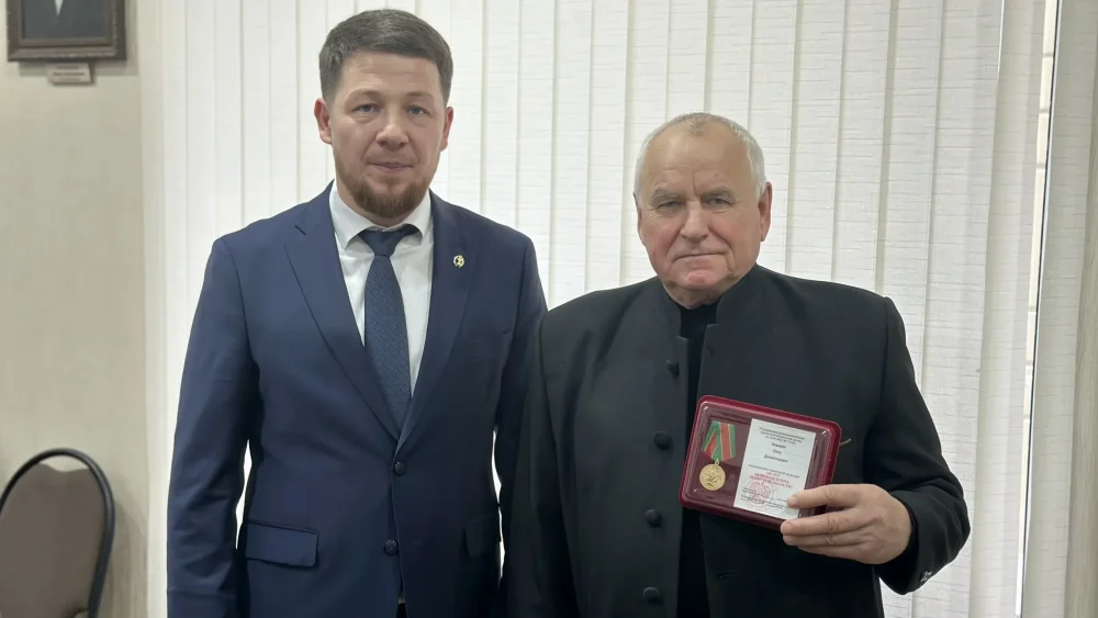 Брянские адвокаты Алла Токманева и Саид Кагерманов стали Почетными адвокатами России