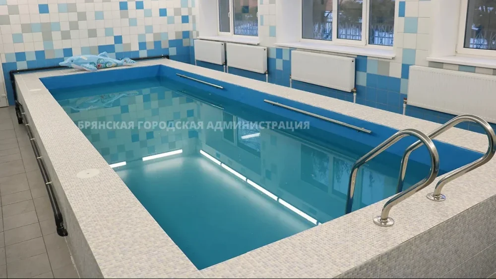 В Брянске отремонтировали не работавший 10 лет бассейн в детском саду «Берёзка»
