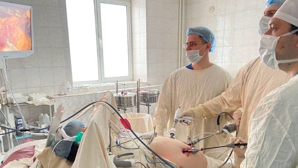 В Брянском онкодиспансере медики впервые выполнили уникальную операцию