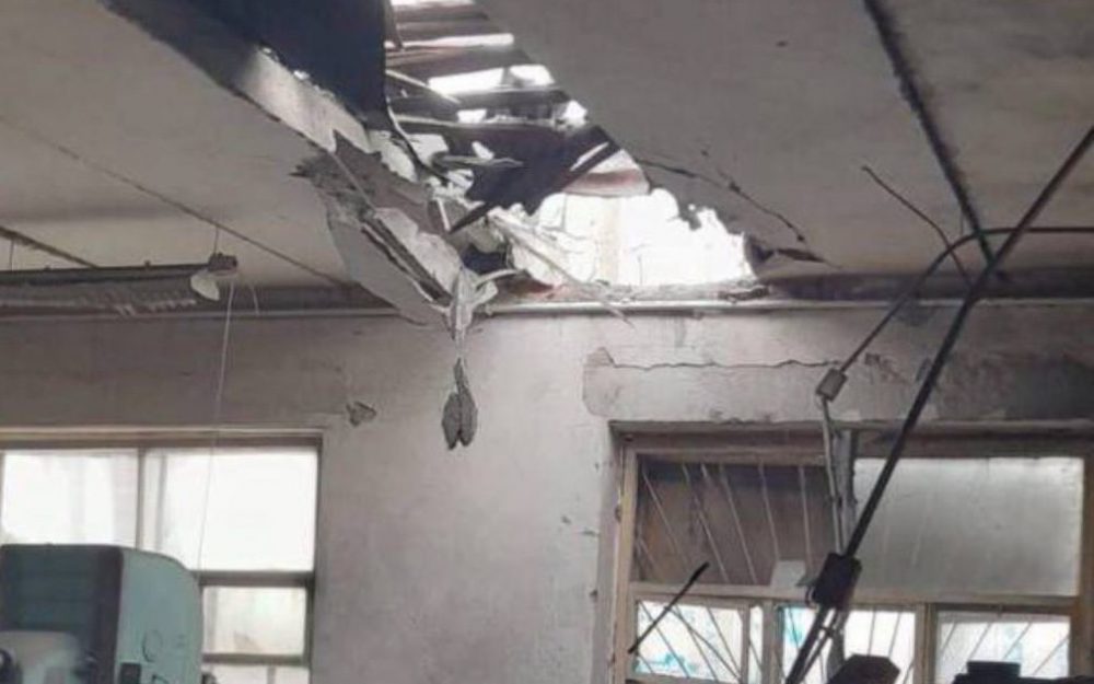 Появились фото и видео с места обстрела в Суземке Брянской области