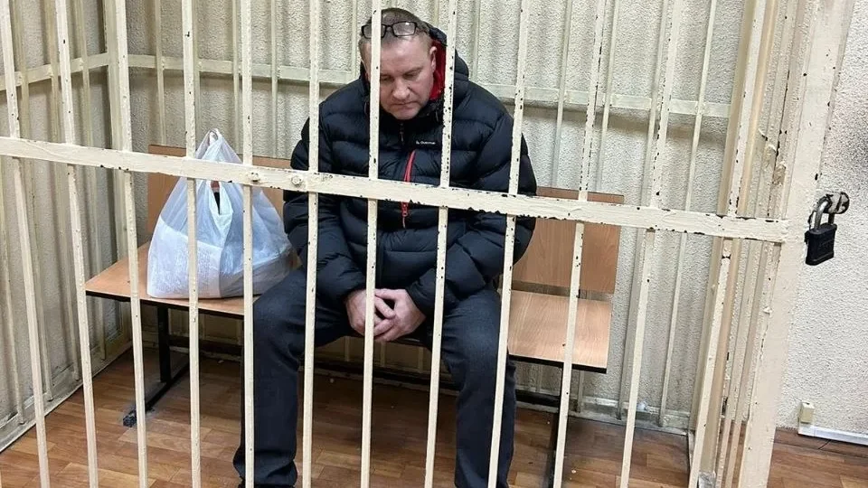 В Брянске прокуратура обжаловала арест отца стрелявшей в гимназии девочки