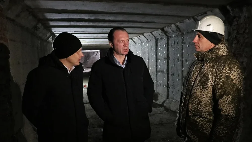 Из перехода на «Полтиннике» в Брянске вывезли 14 грузовиков строительного мусора