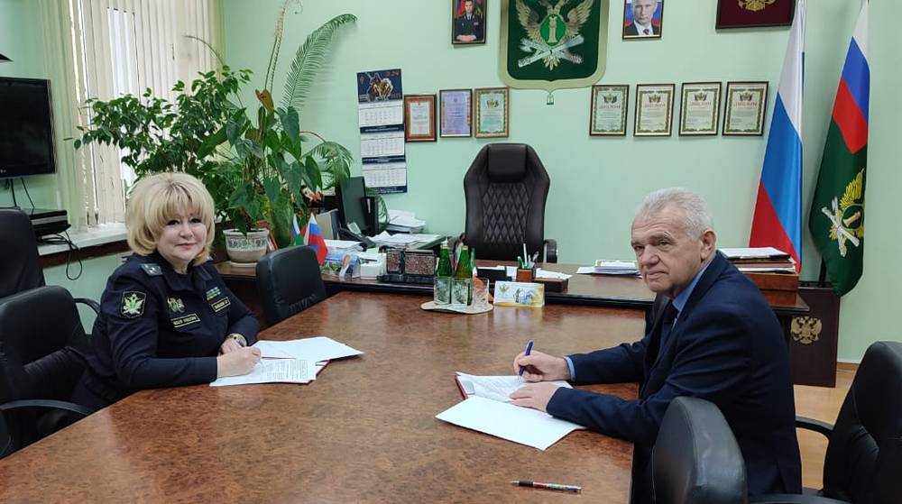 Брянские кадеты смогут попробовать себя в роли юных судебных приставов