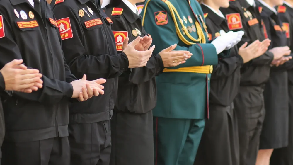 Кадета затравили за отказ идти на похороны участника спецоперации