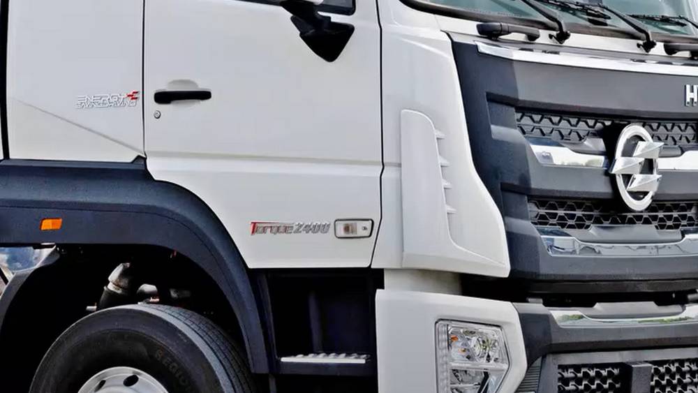 Брянские водители пересели на китайские тягачи